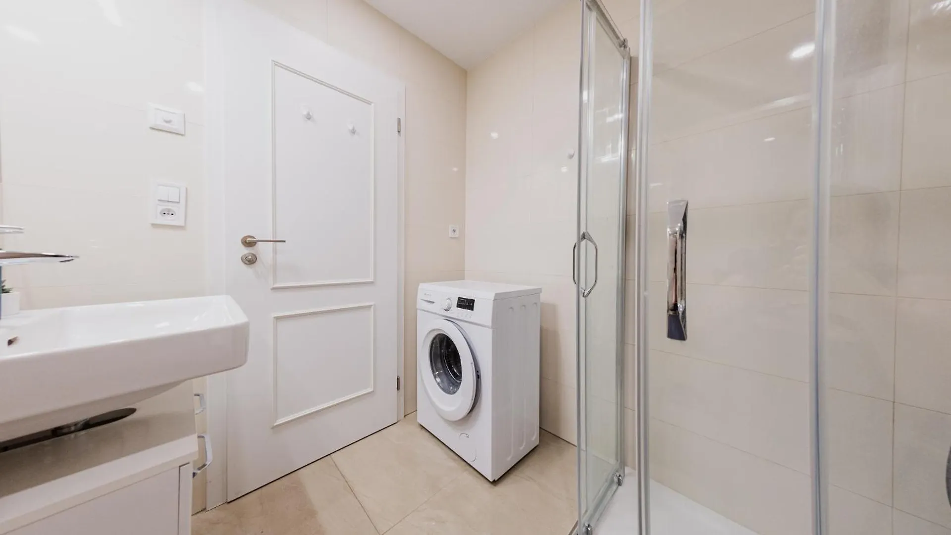 Wenceslas Square Apartment Прага