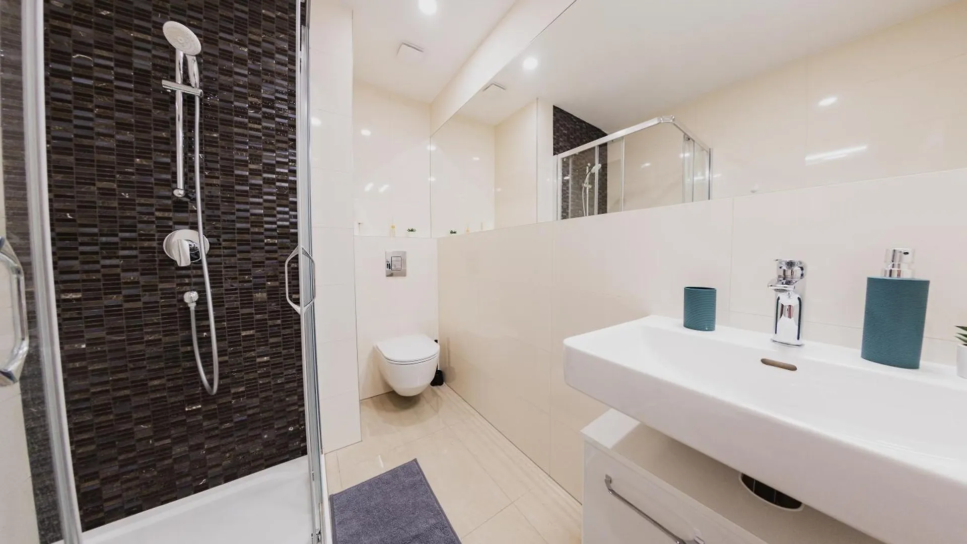 Wenceslas Square Apartment Прага