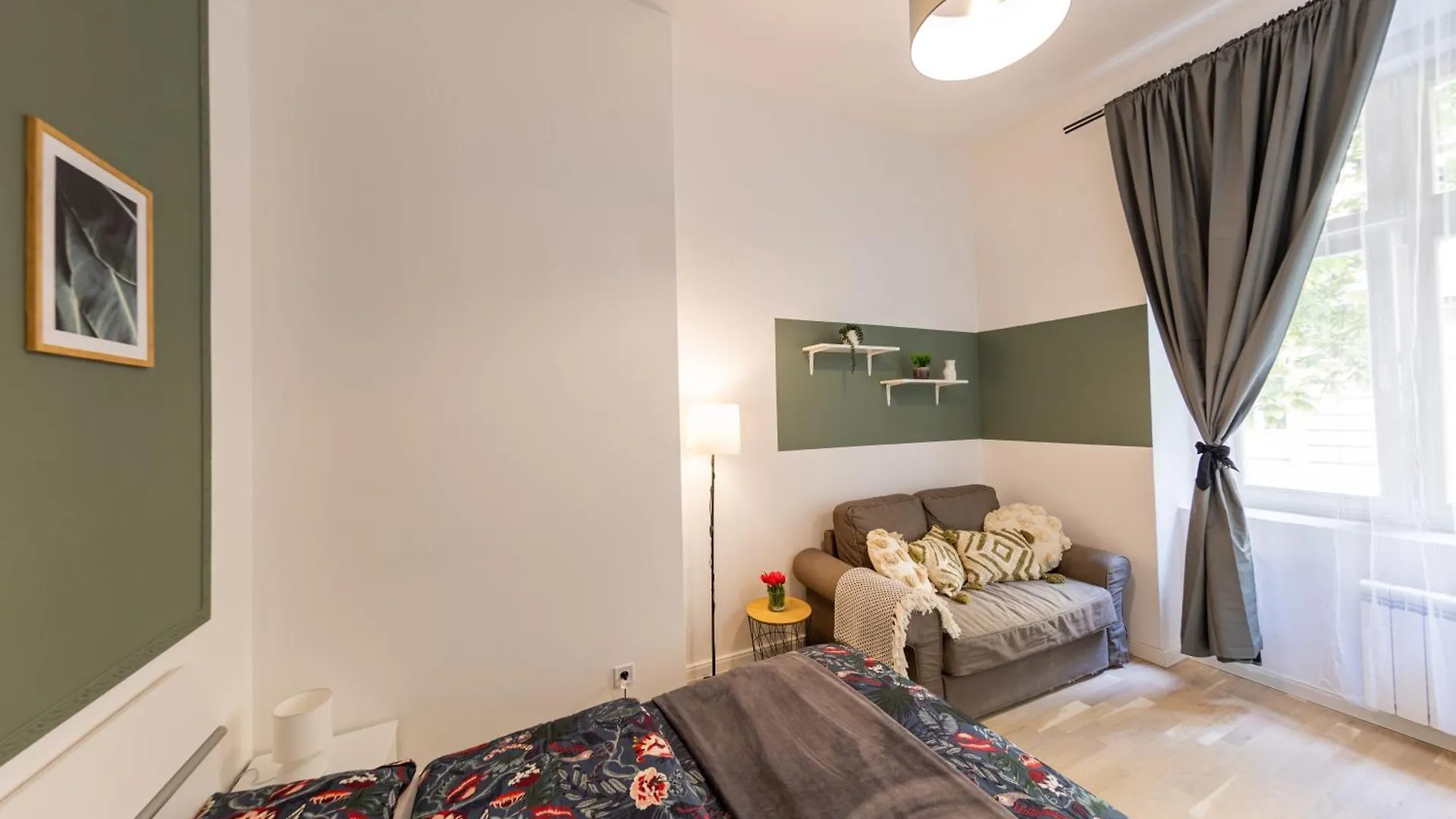 Wenceslas Square Apartment Прага