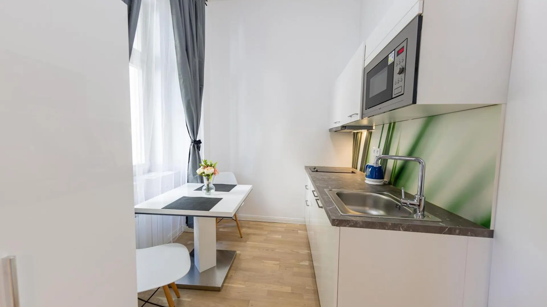 פראג Wenceslas Square Apartment